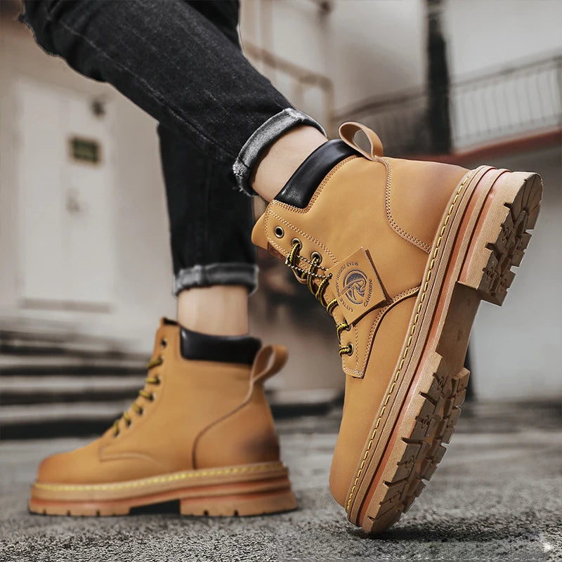 Bottes d'hiver homme. ACHETEZ UNE OBTENEZ UNE GRATUITEMENT