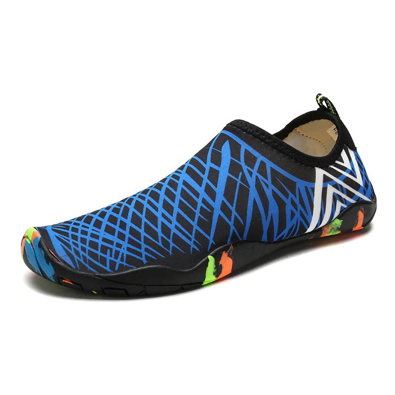 Chaussures aquatiques en bleu
